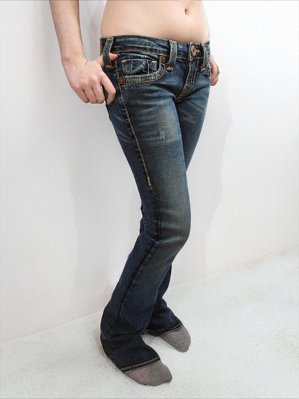 True Religion Authentic Y2K Low Rise Bootcut 27x32 Jeans Cowboycore Couture